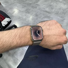 Apple Watch 8