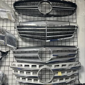 Oblicovka Mercedes