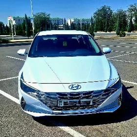 Hyundai Elantra 2021