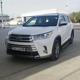 Toyota Highlander 2019
