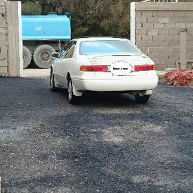 Toyota Camry 2001