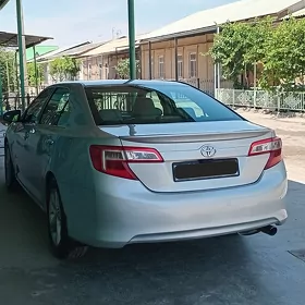 Toyota Camry 2013