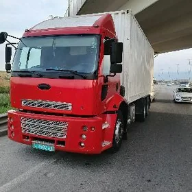 Ford Cargo 3536M 2010