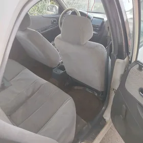 Toyota Corolla 2000