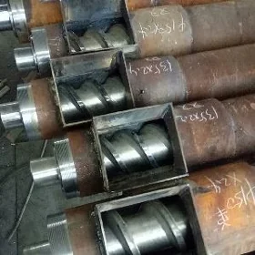 Wal, Şnek plastik granul enjam