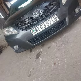 Toyota Camry 2010