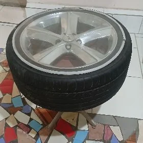 стул
