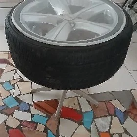 стол