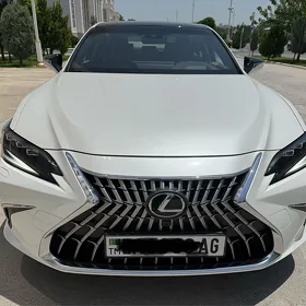 Lexus ES 350 2025