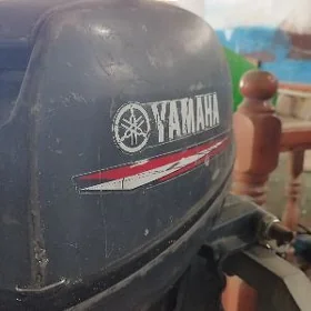 лодка Ямаха