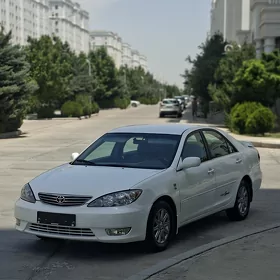 Toyota Camry 2005