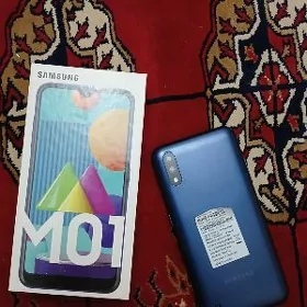 samsung M01