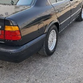 BMW 525 1991