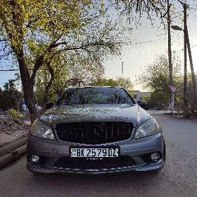 Mercedes-Benz C300 2009