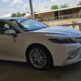 Toyota Camry 2020