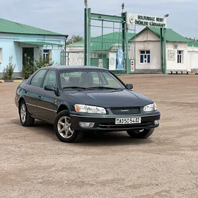 Toyota Camry 2001