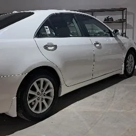 Toyota Camry 2011