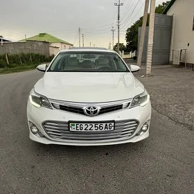 Toyota Avalon 2013
