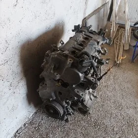 Nissan versa Motor