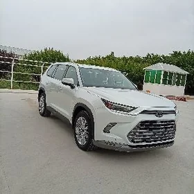 Toyota Grand Highlander 2024