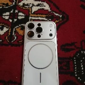 iPhone 15pro cehol