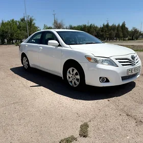 Toyota Camry 2010