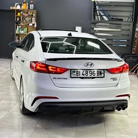 Hyundai Elantra 2017
