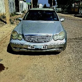 Mercedes-Benz C-Class 2001