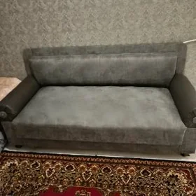 Диван