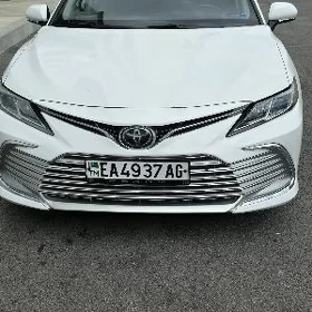 Toyota Camry 2020