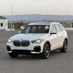 BMW X5 2021