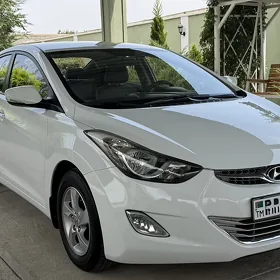 Hyundai Elantra 2012