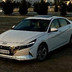 Hyundai Elantra 2021