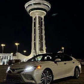 Toyota Camry 2024