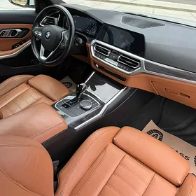 BMW 330 2020