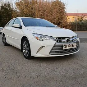 Toyota Camry 2017