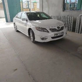 Toyota Camry 2010