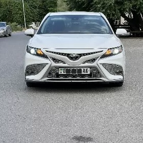 Toyota Camry 2022