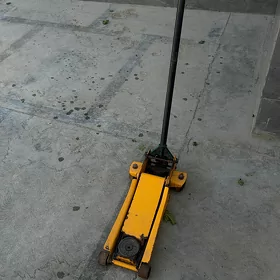 damkrat ingco 3 ton