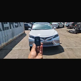 Toyota Camry 2023