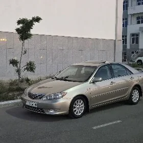 Toyota Camry 2005