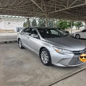 Toyota Camry 2016