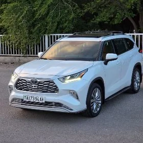 Toyota Highlander 2022