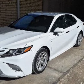 Toyota Camry 2018