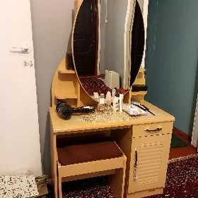 şkaf