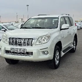 Toyota Land Cruiser Prado 2013