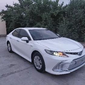 Toyota Camry 2022