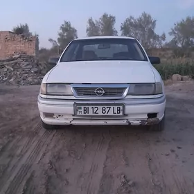 Opel Vectra 1992