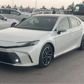 Toyota Camry 2026