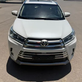 Toyota Highlander 2017